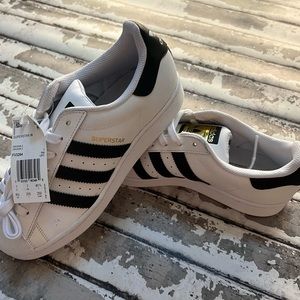 Adidas Superstar Shoes NWT, women’s 8.5